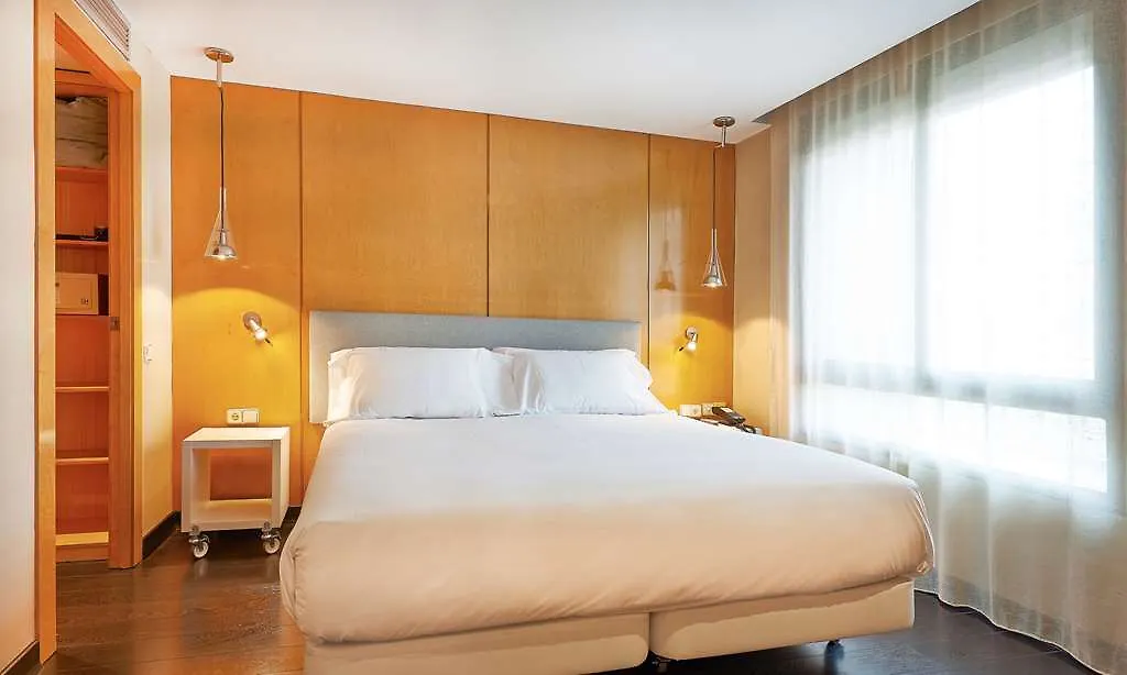 Hotel Nh Lleida Pirineos 4*,